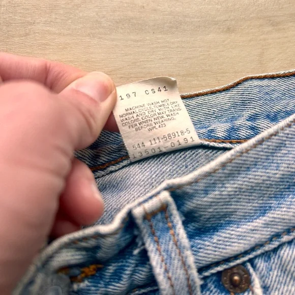 Vintage Levi’s 501 Button fly Jeans Light Wash Distressed Straight Leg 11 Cotton - Picture 6 of 7